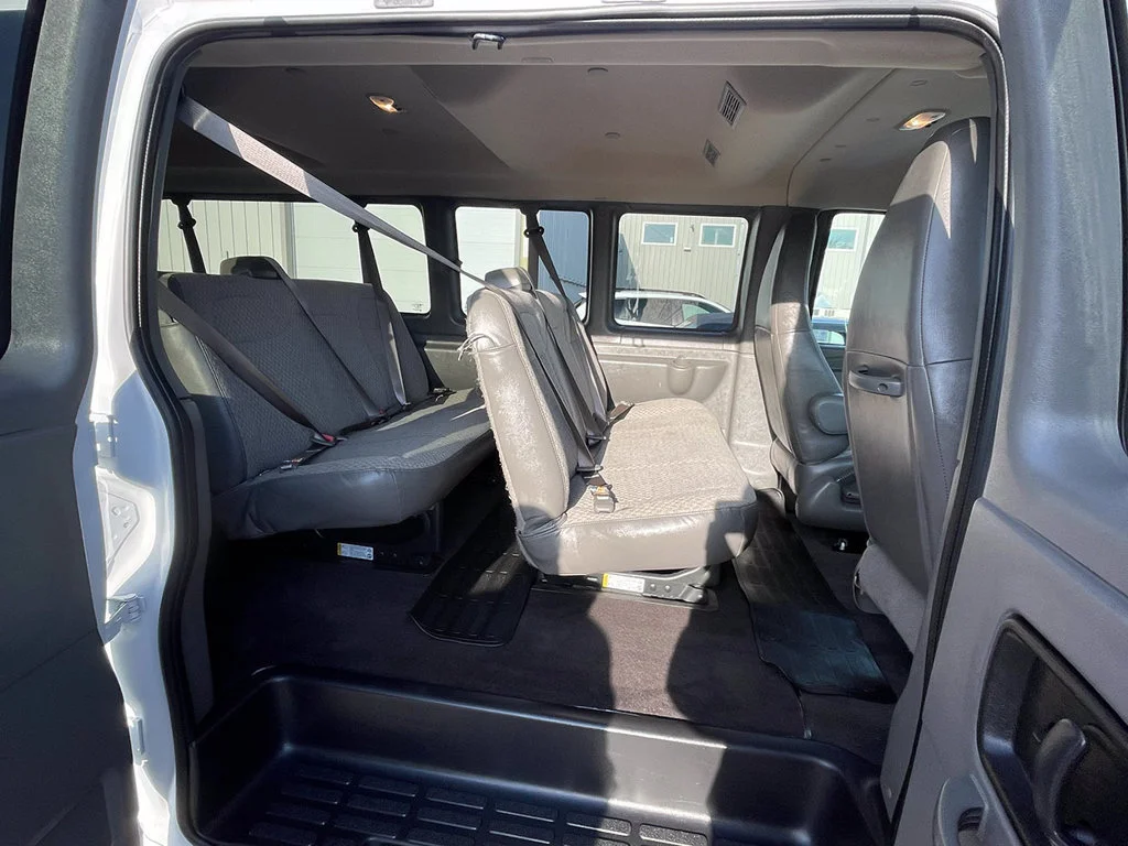 Used 2025 Summit White Chevrolet 1LT image 13