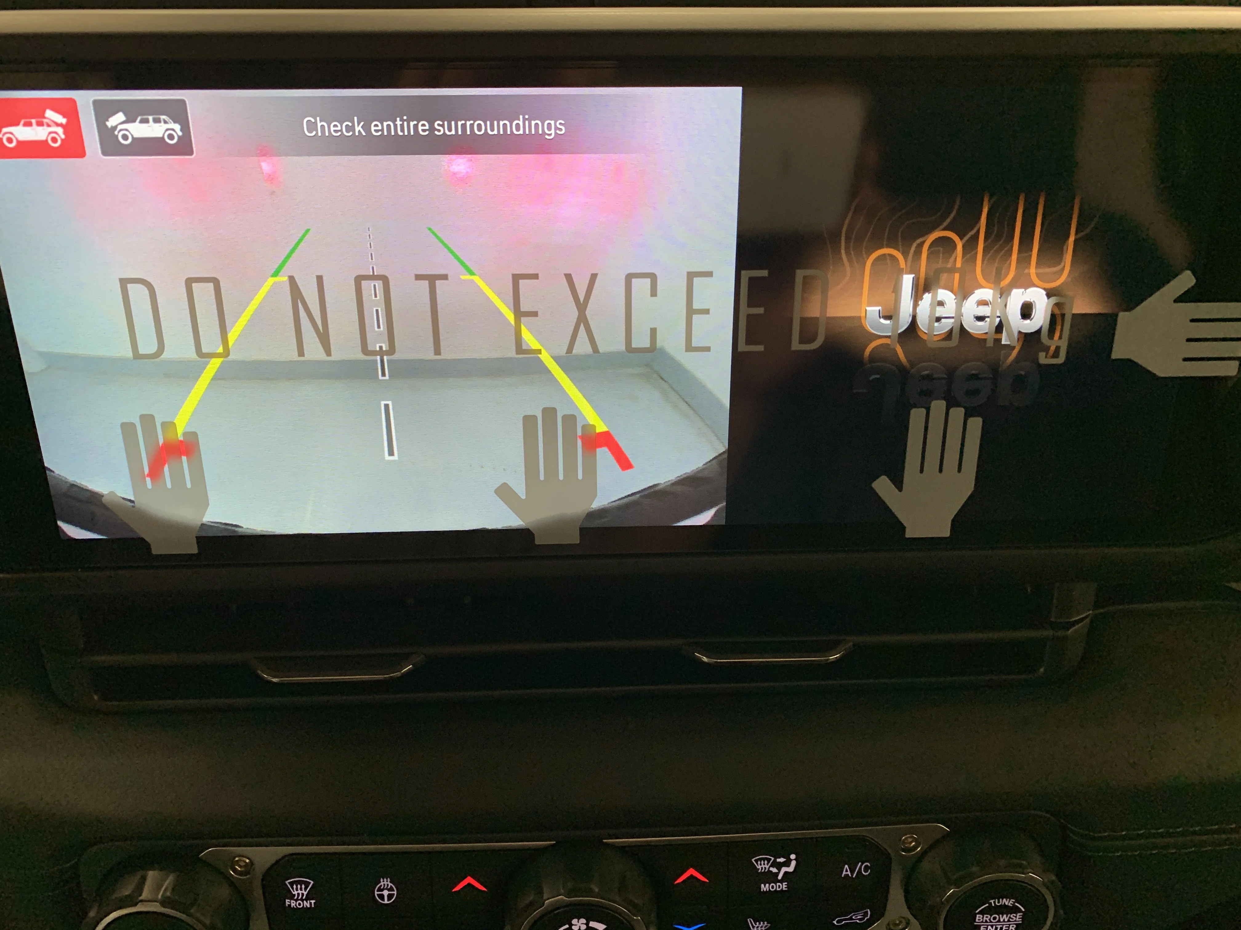 New 2025 Granite Crystal Metallic Jeep Rubicon image 21