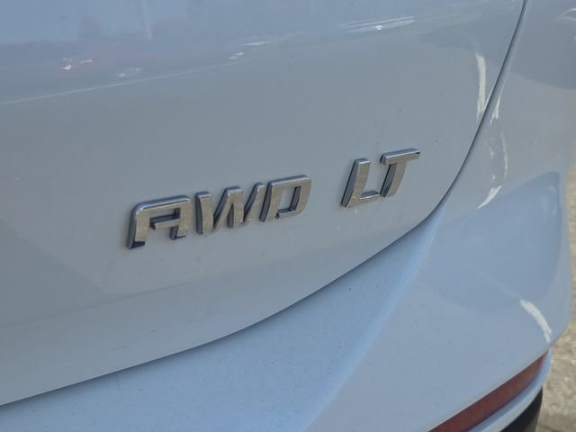 Used 2022 Summit White Chevrolet LT image 5