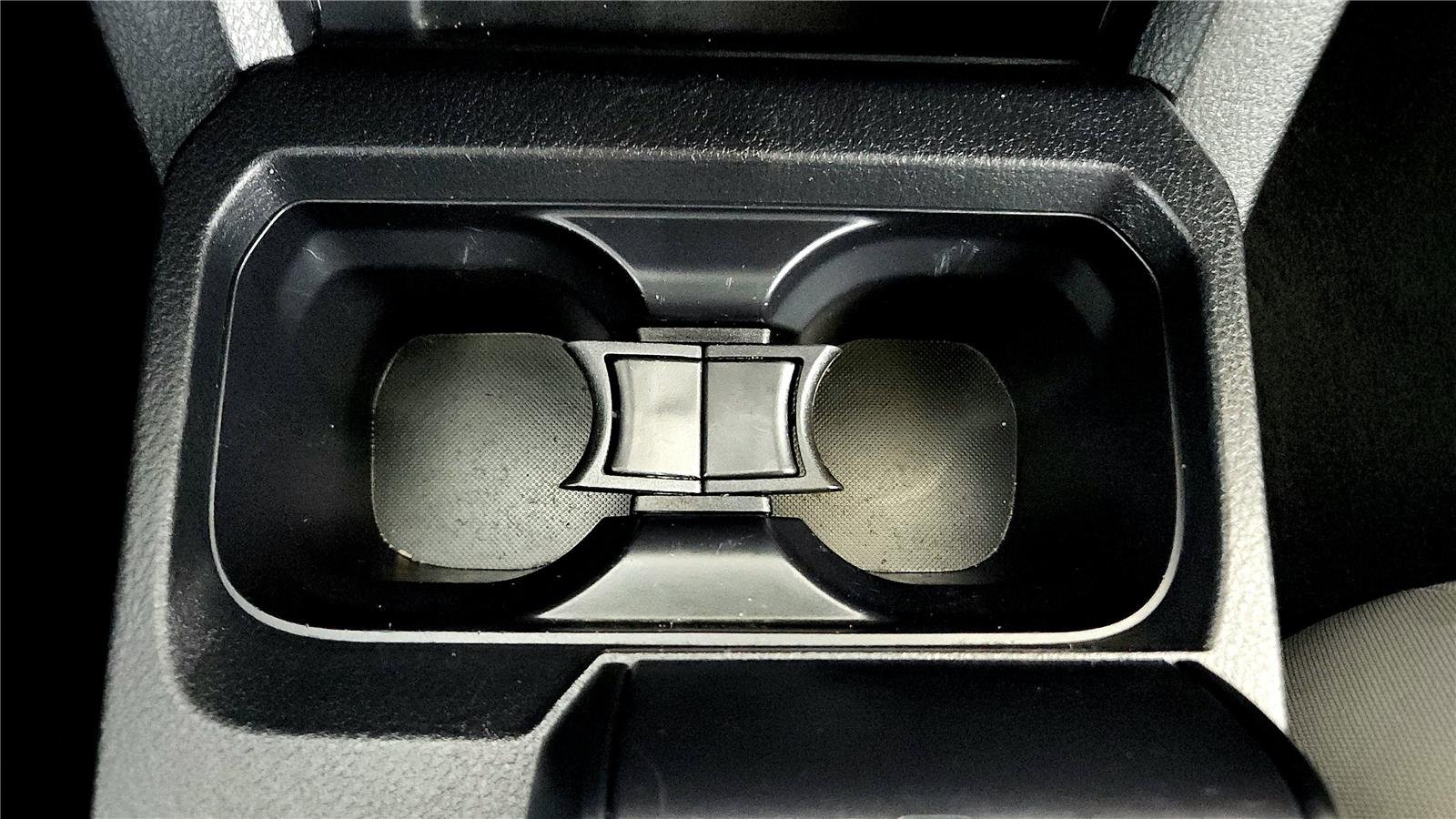 2022 Toyota Tacoma SR - Photo 33