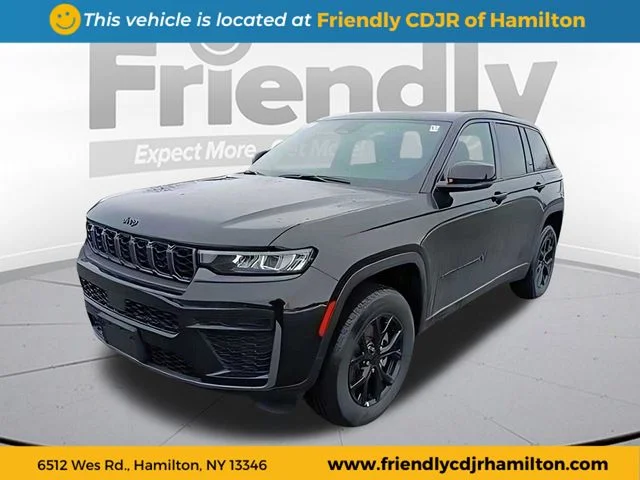 New 2026 Diamond Black Crystal Pearl-Coat Exterior Paint Jeep Altitude image 1