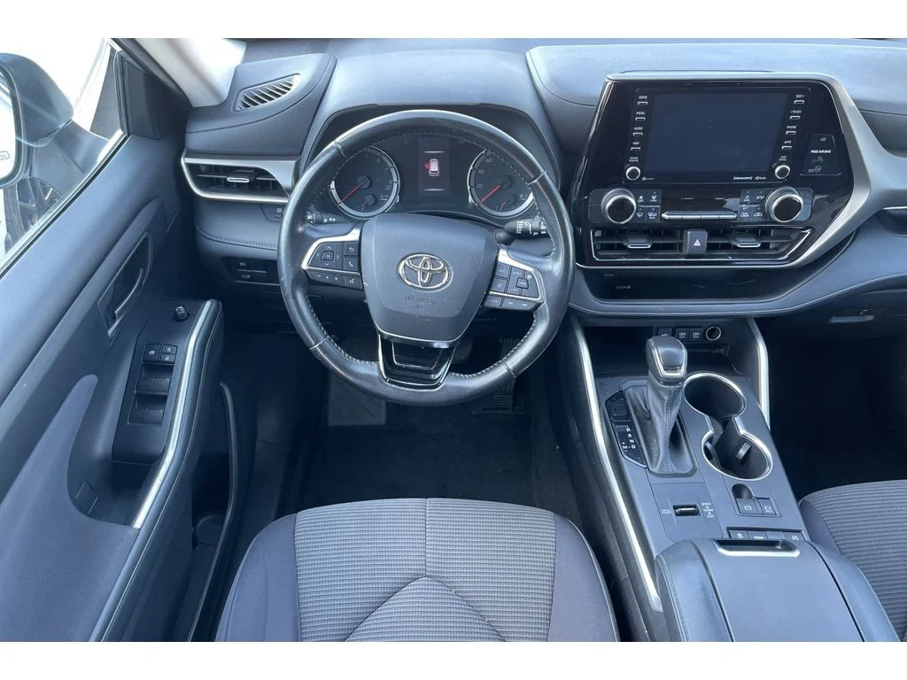 Used 2021 Celestial Silver Metallic Toyota LE image 17