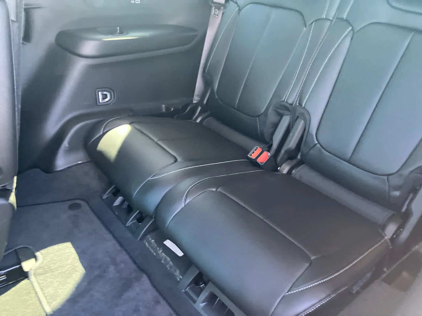 Used 2025 Bright White Clearcoat Jeep Limited image 41