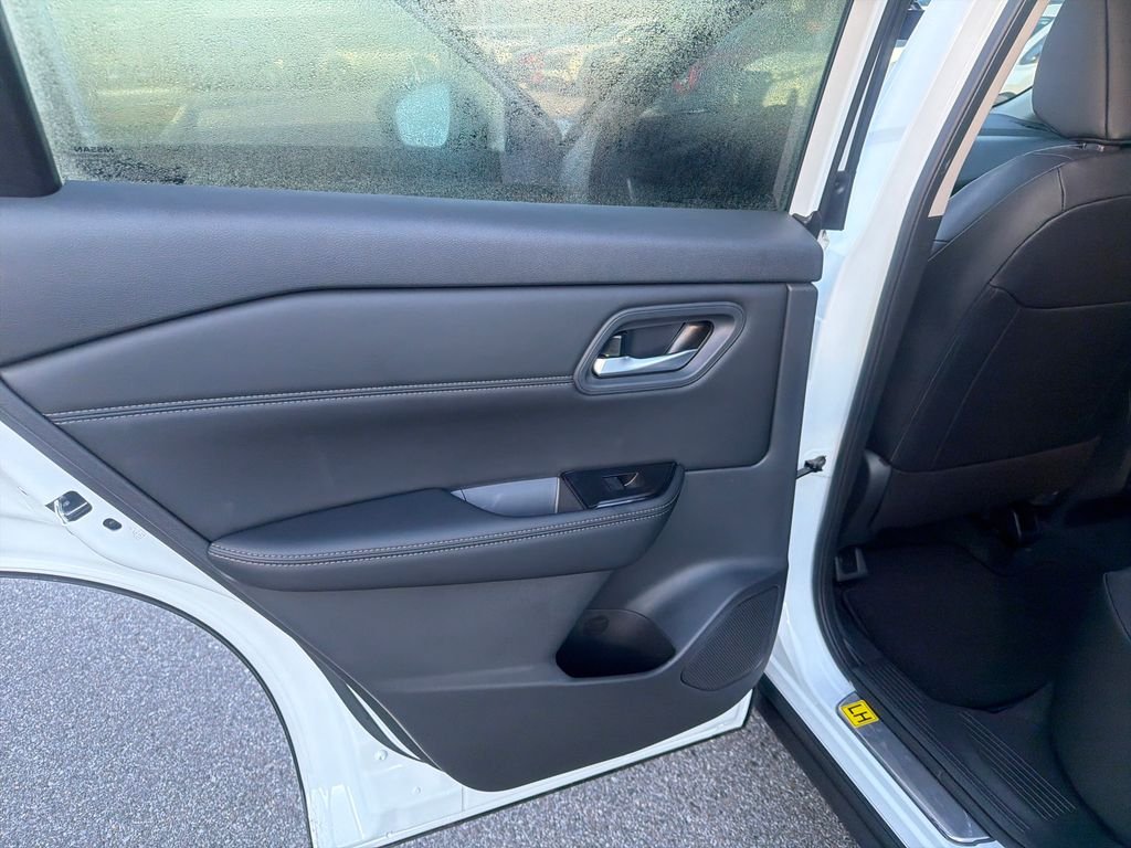 New 2026 Nissan Rogue Dark Armor 4D Sport Utility