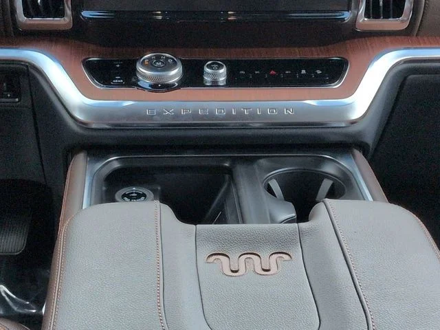 New 2027 Glacier Gray Metallic Tri-Coat Ford King Ranch® image 19