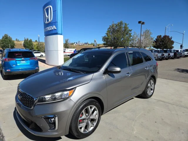Used 2019 Silver Kia SX image 1