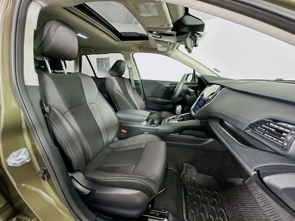 Used 2025 Autumn Green Metallic Subaru Premium image 30