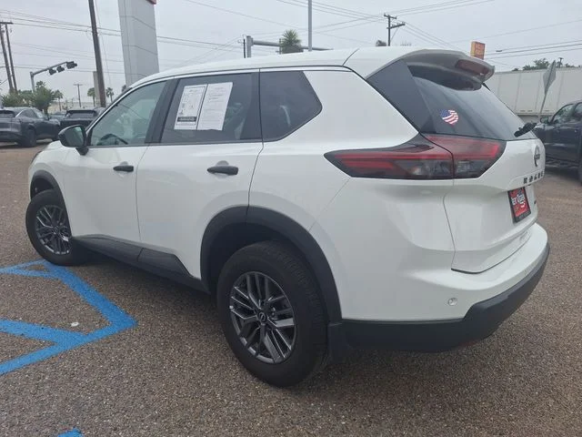 Used 2025 White Nissan S image 5