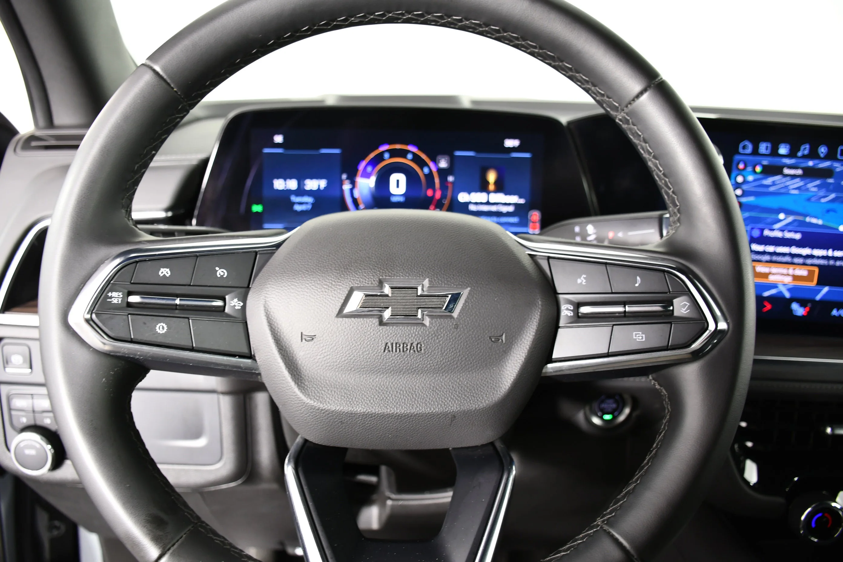 Used 2025 Sterling Gray Metallic Chevrolet Z71 image 20