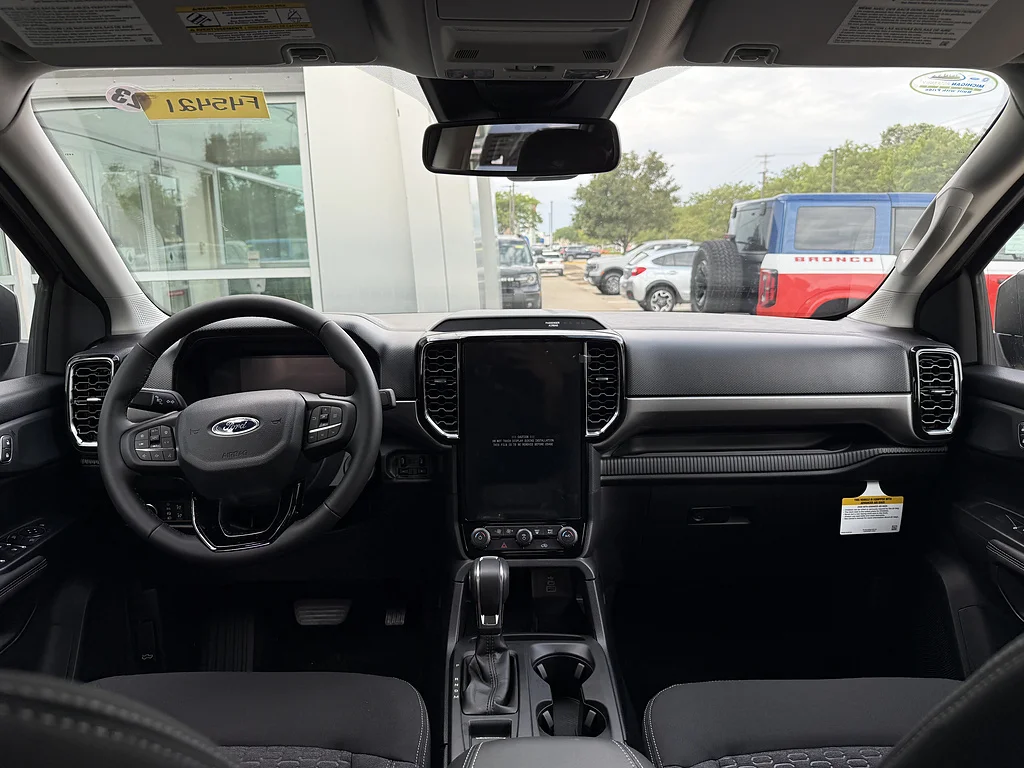 New 2026 Desert Sand Ford XLT image 5