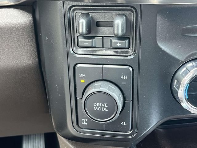 New 2026 Star White Metallic Tri-Coat Ford King Ranch image 38