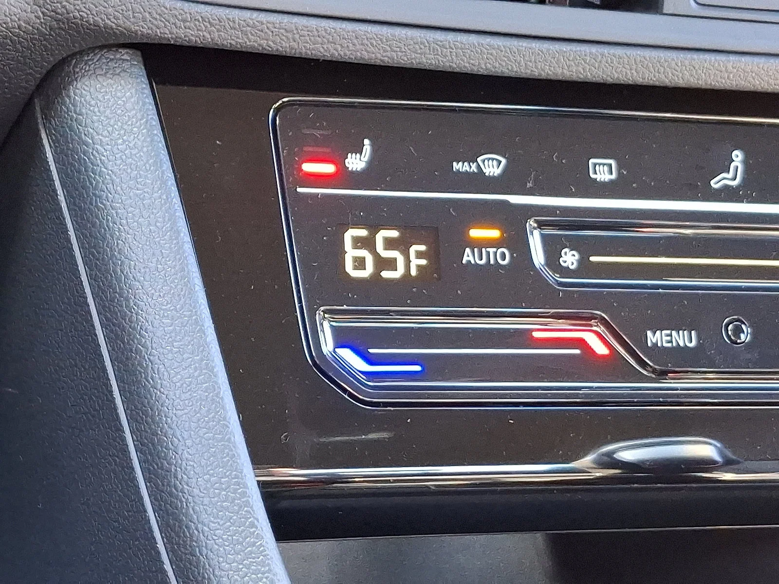 2026 Volkswagen Jetta Sport - Photo 18