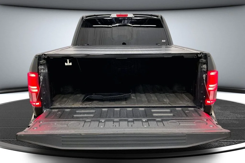 Used 2020 Black Ford Lariat image 7