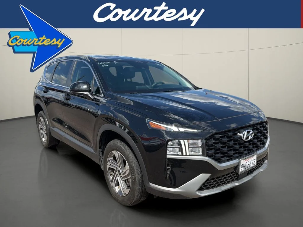 Used 2023 Black Hyundai SE image 1