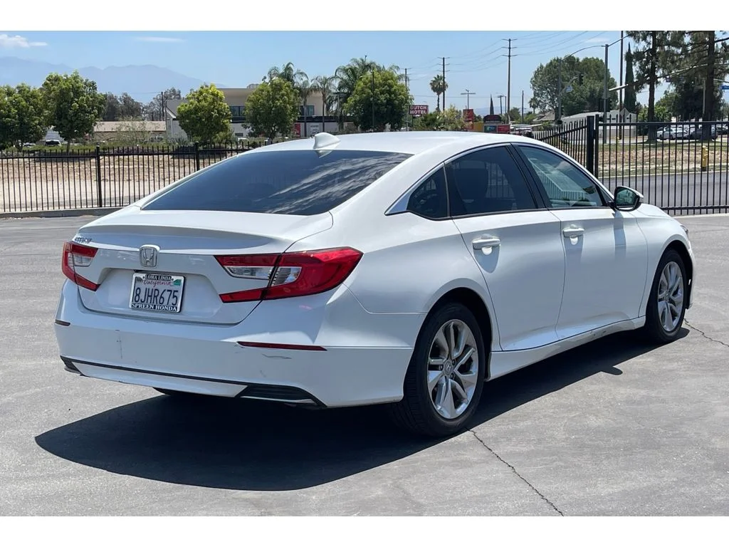 Used 2019 Platinum White Pearl Honda LX 1.5T image 6