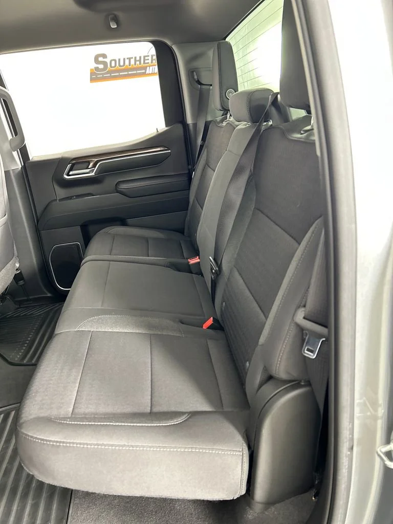 Used 2023 Sterling Gray Metallic Chevrolet LT (2FL) image 18