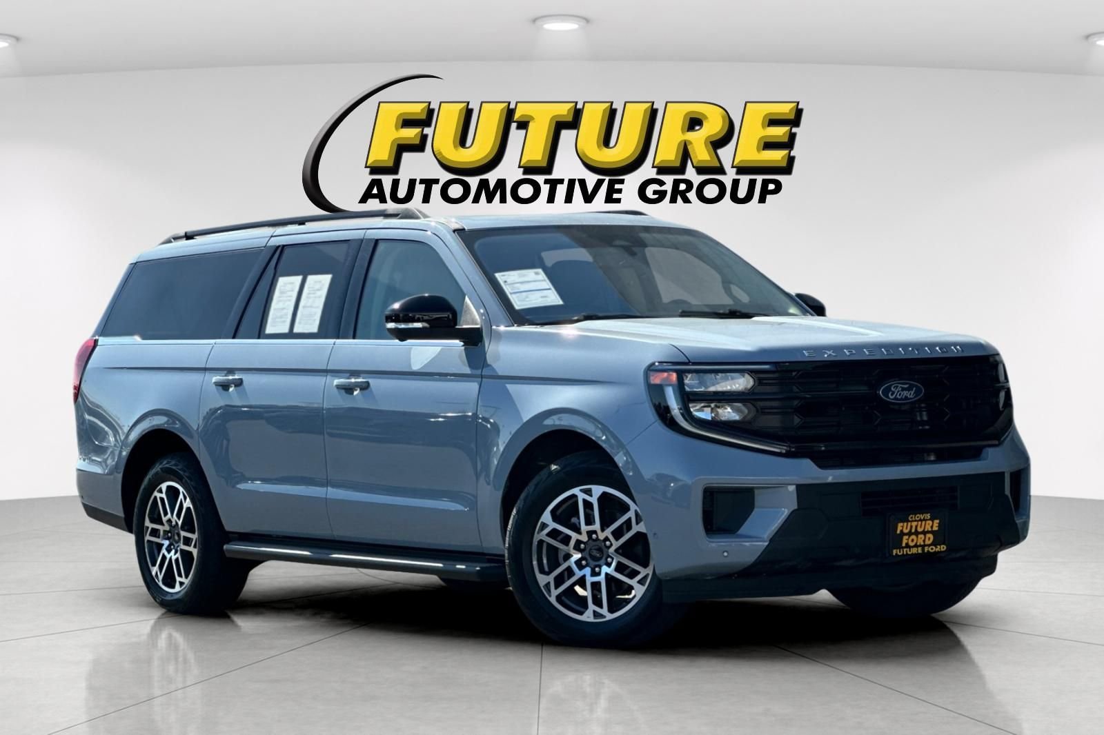 Used 2025 Gray Ford Active image 1