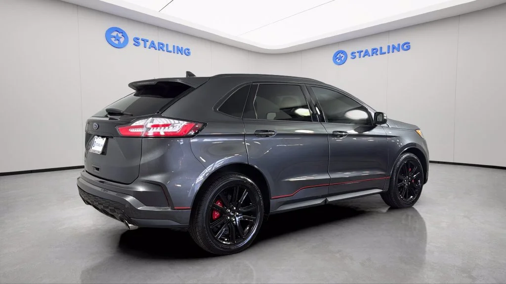 Used 2020 Gray Ford ST Line image 10