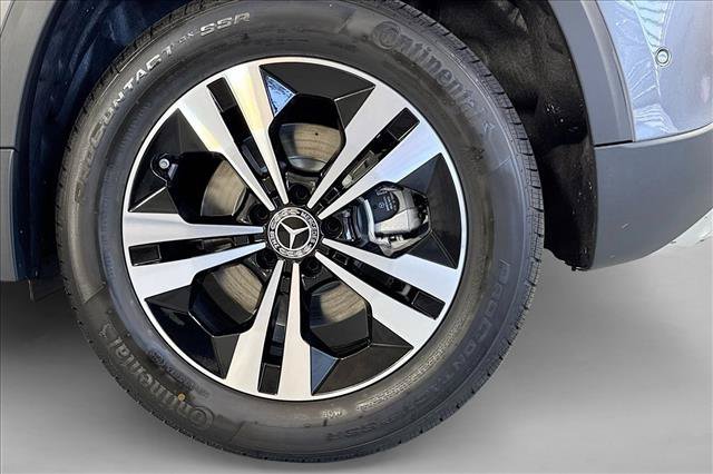 New 2026 Mountain Grey Metallic Mercedes-Benz GLA 250 image 57