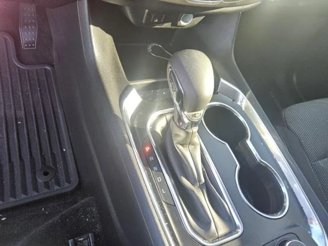 Used 2021 SILVER ICE METALLIC Chevrolet LT Cloth image 3
