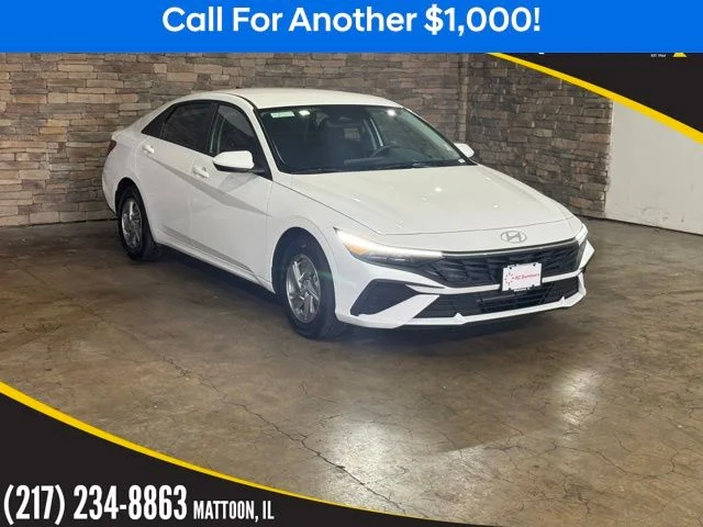 New 2026 White Hyundai SE image 1