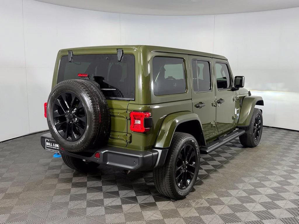 Used 2022 Green Jeep Unlimited Sahara 4xe image 6