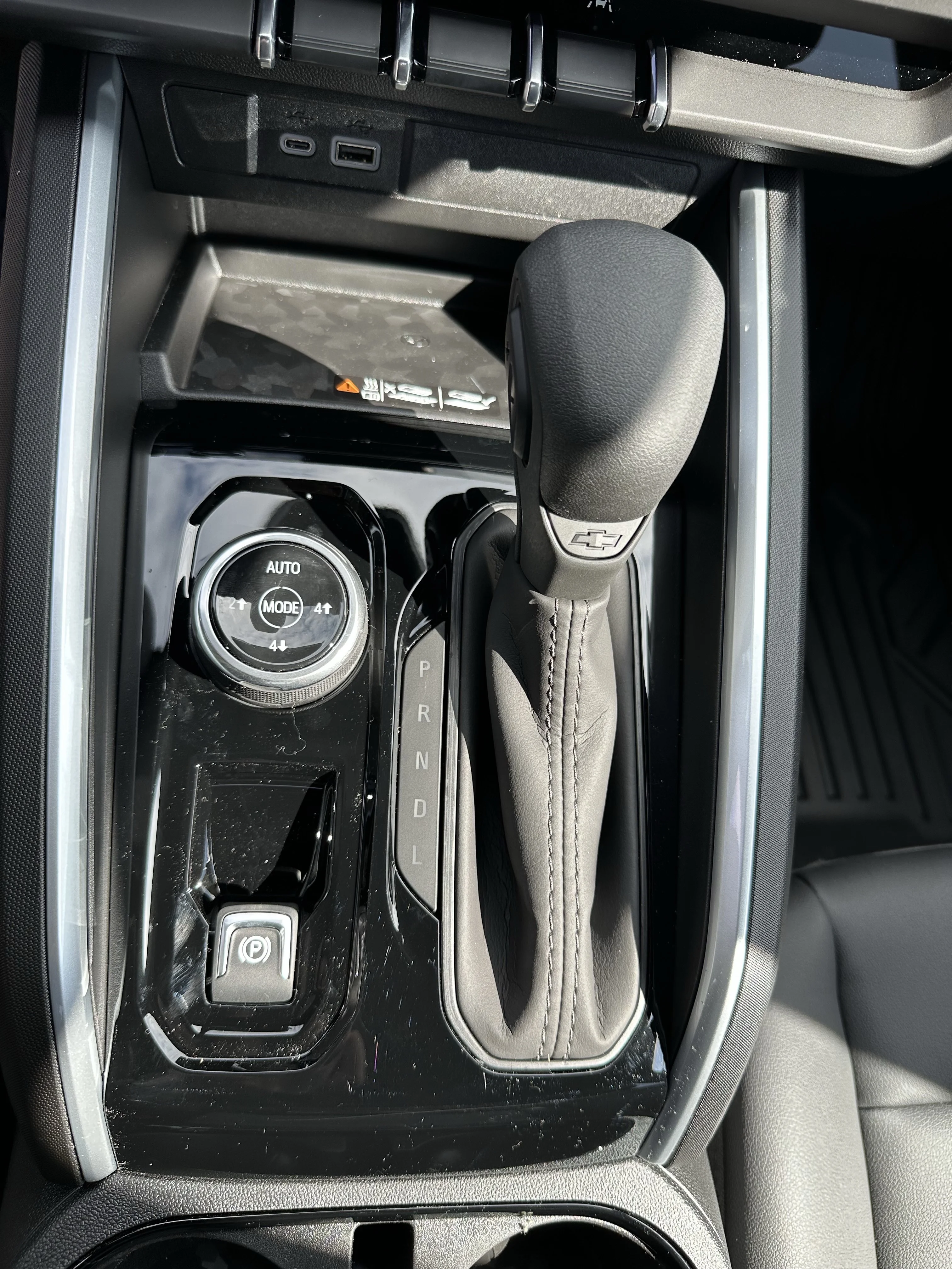 New 2026 White Sands Chevrolet 4WD Trail Boss image 16