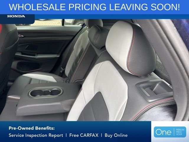 Used 2024 Atlantic Blue Metallic Volkswagen 2.0T SE image 14