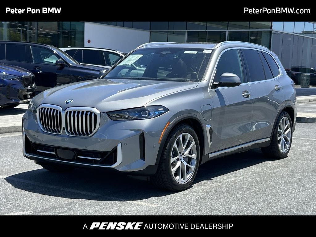 2026 BMW X5 xDrive50e's photo