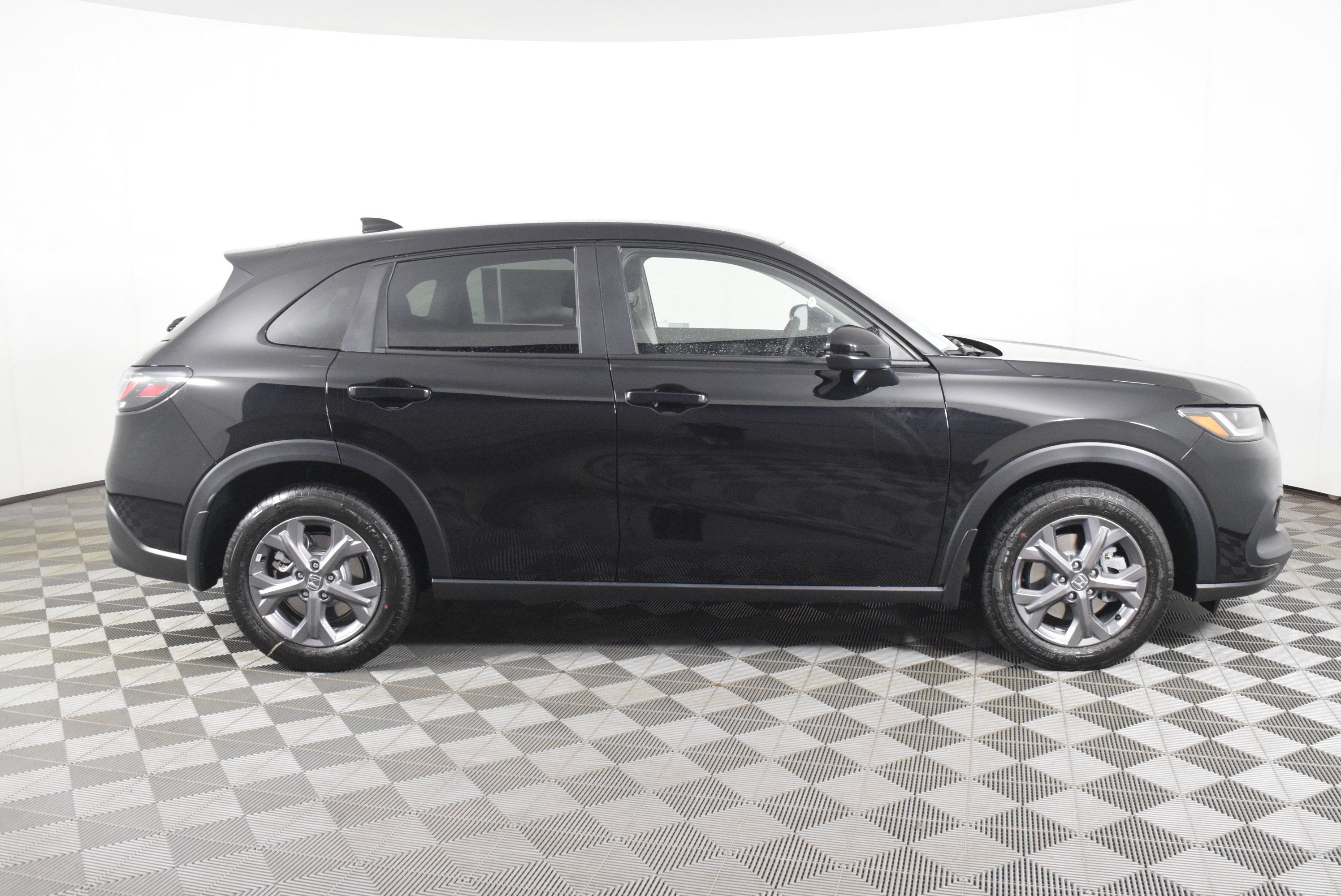 New 2027 Crystal Black Pearl Honda LX image 5
