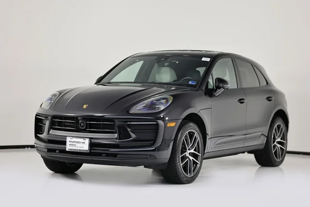 2026 Porsche Macan 
