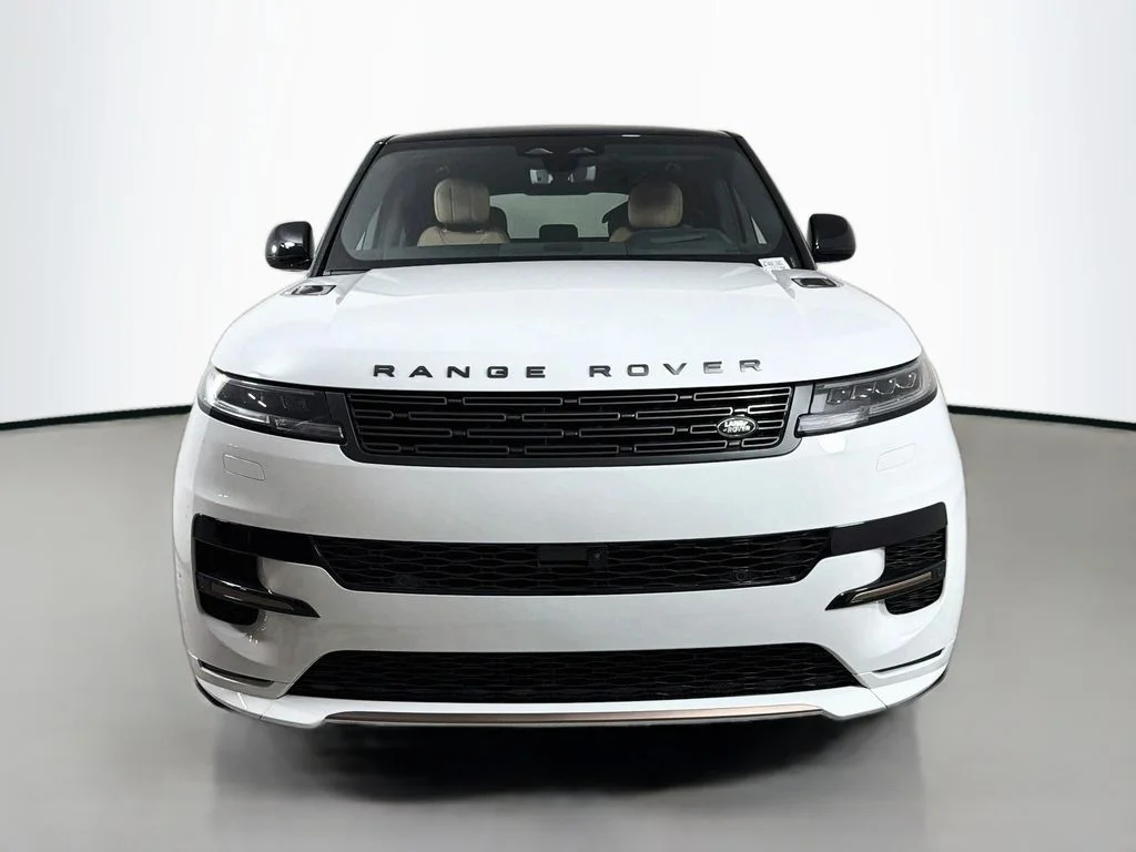 New 2026 Fuji White Land Rover Dynamic SE image 2