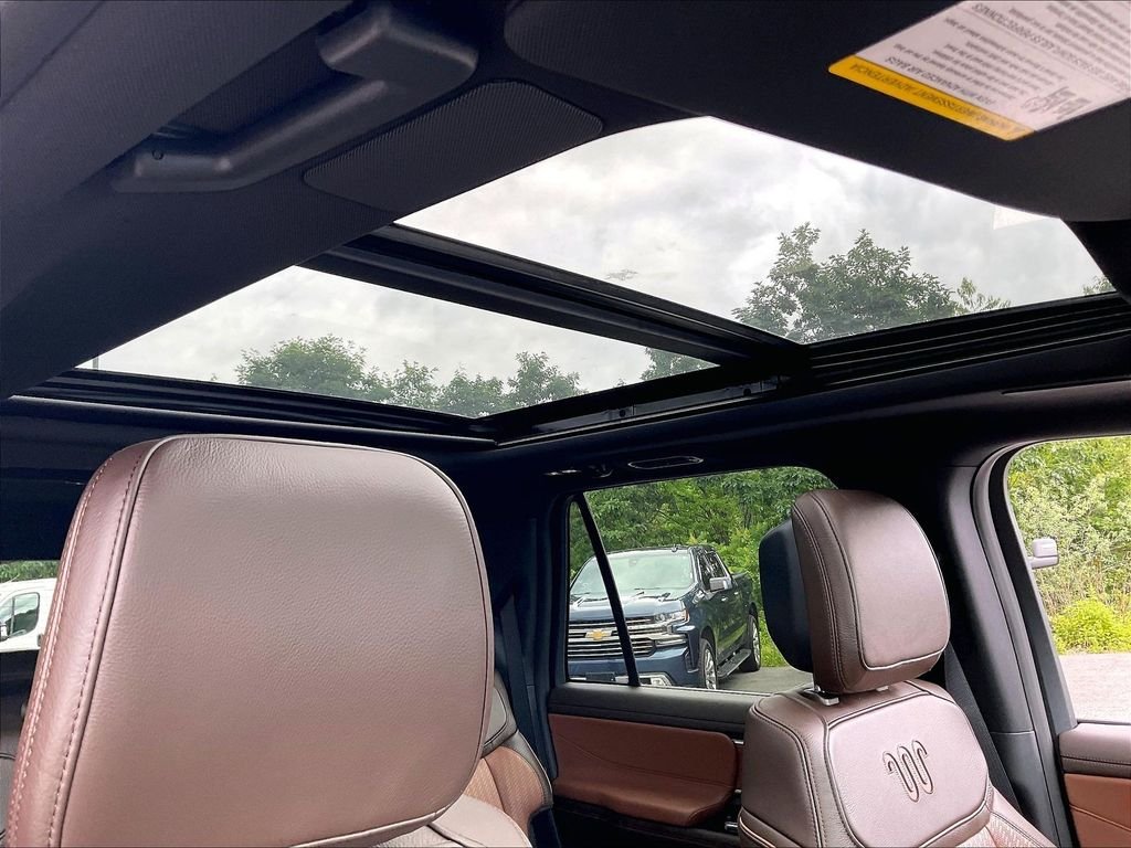 New 2026 Star White Metallic Tri-Coat Ford King Ranch image 18