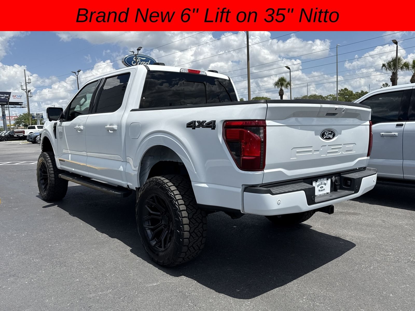Used 2024 Oxford White Ford XLT image 6
