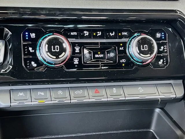 2026 GMC Sierra 1500 AT4 - Photo 11