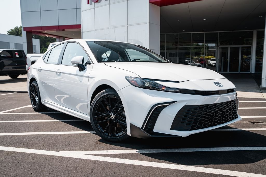 New 2026 Ice Cap Toyota SE image 1