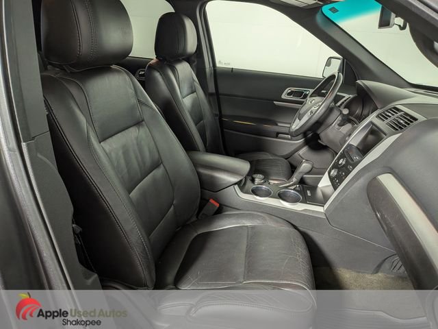 Used 2013 Gray Ford XLT image 48