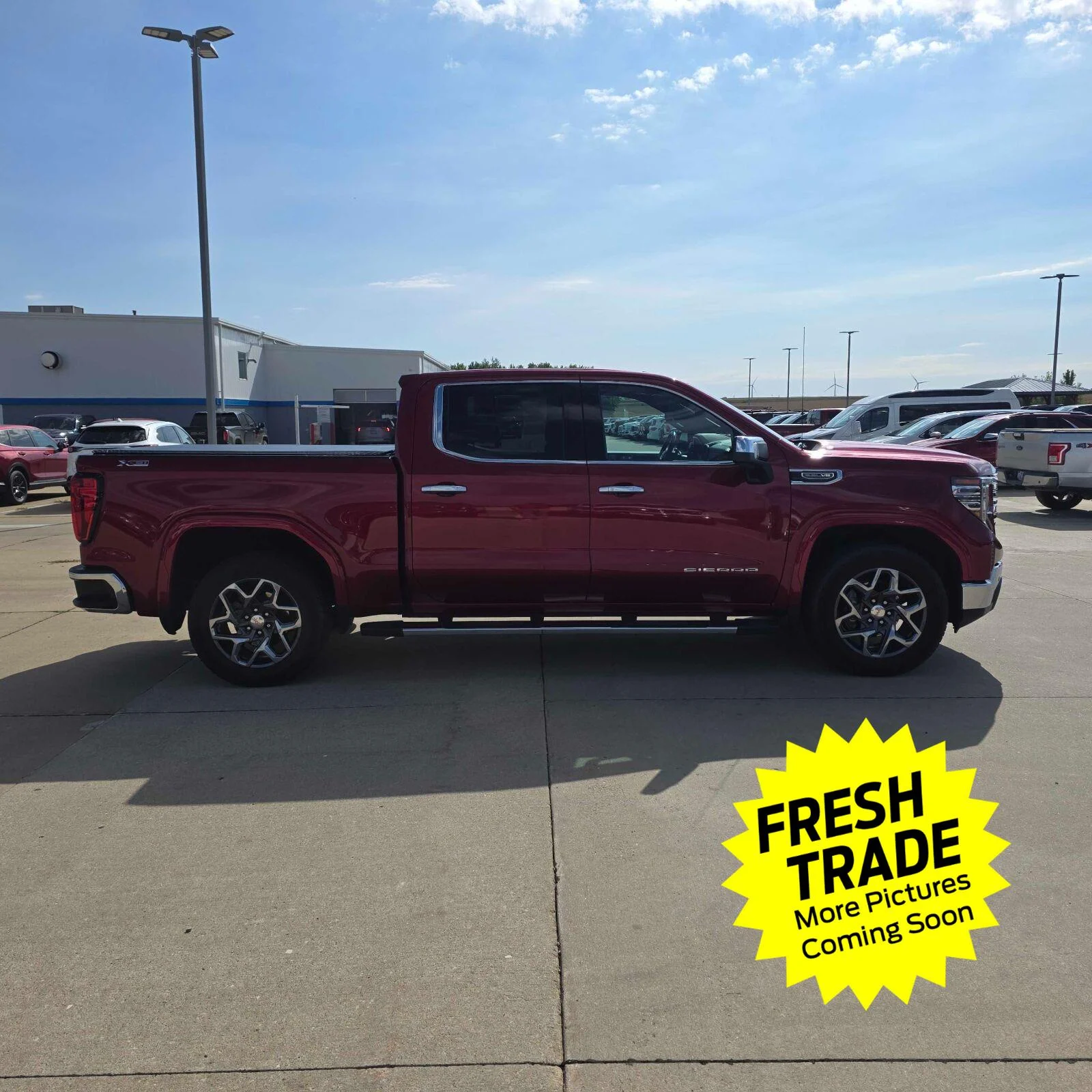 Used 2022 Cayenne Red Tintcoat GMC SLT image 3