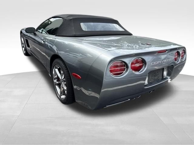 Used 2004 Gray Chevrolet Base image 9