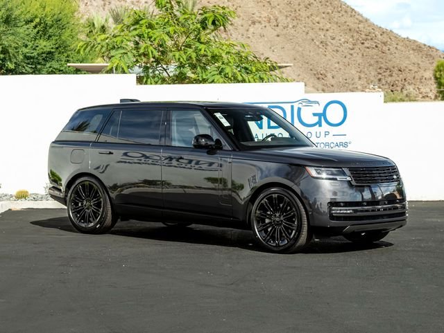 New 2026 Carpathian Grey Land Rover SE image 4