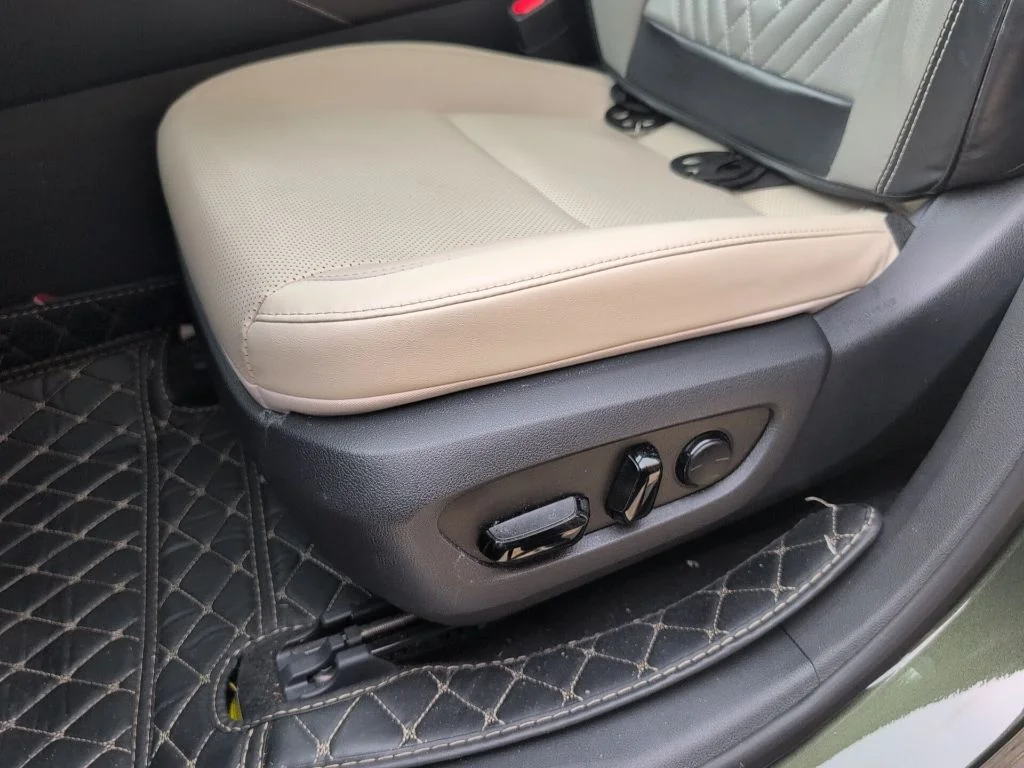 Certified Used 2024 Green Lexus 350 image 19