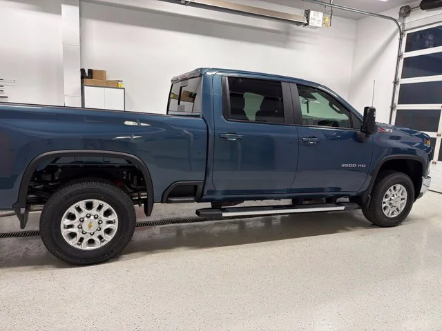 New 2026 Lakeshore Blue Metallic Chevrolet LT image 2