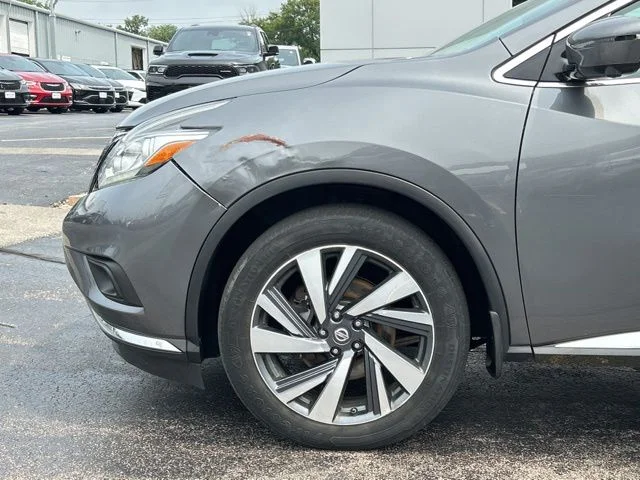 Used 2016 Gray Nissan Platinum image 3