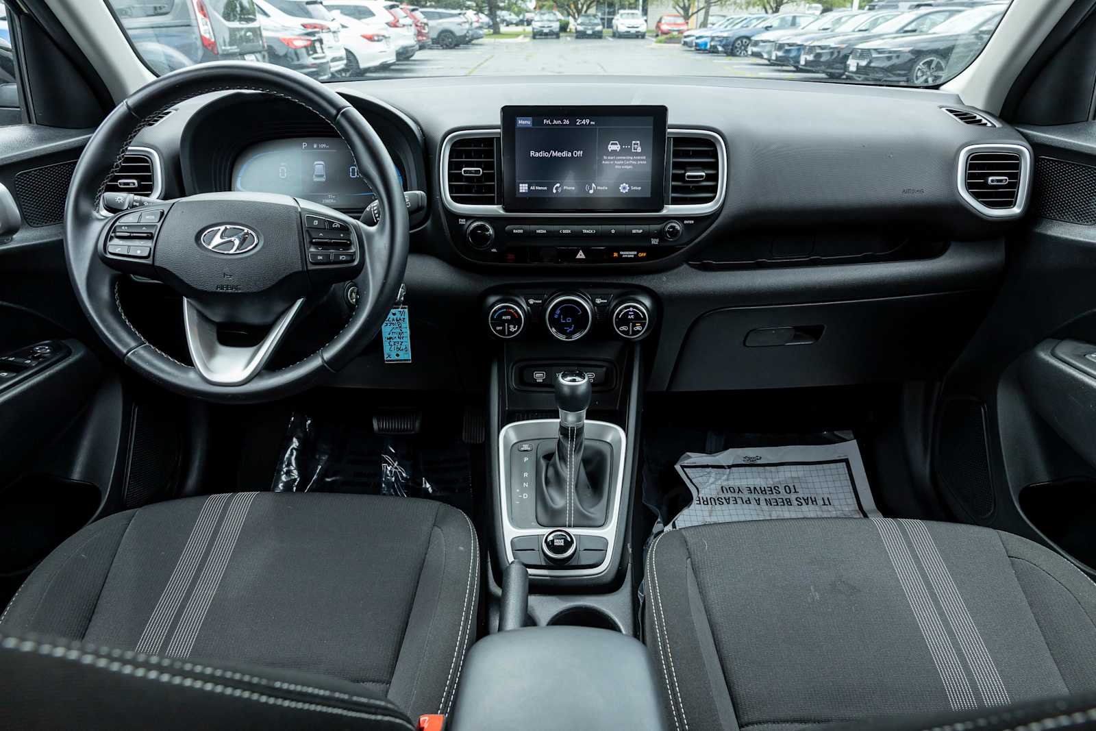 Used 2023 Onyx Black Hyundai SEL image 9