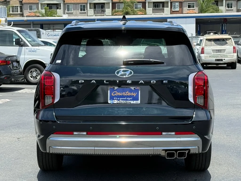 Used 2025  Hyundai Calligraphy image 8