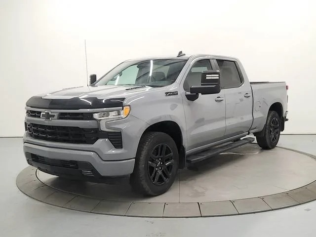 Used 2024 Slate Gray Metallic Chevrolet RST image 3