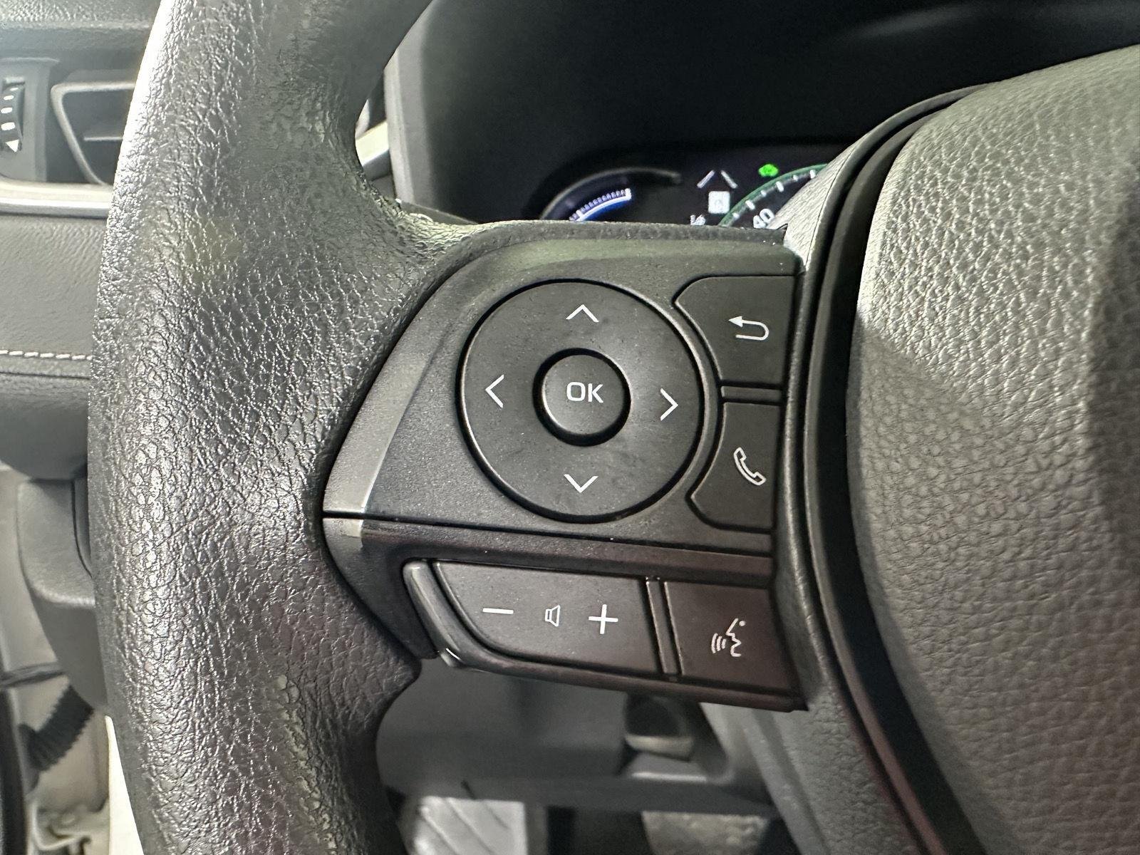 Used 2024 Ice Cap Toyota LE image 23