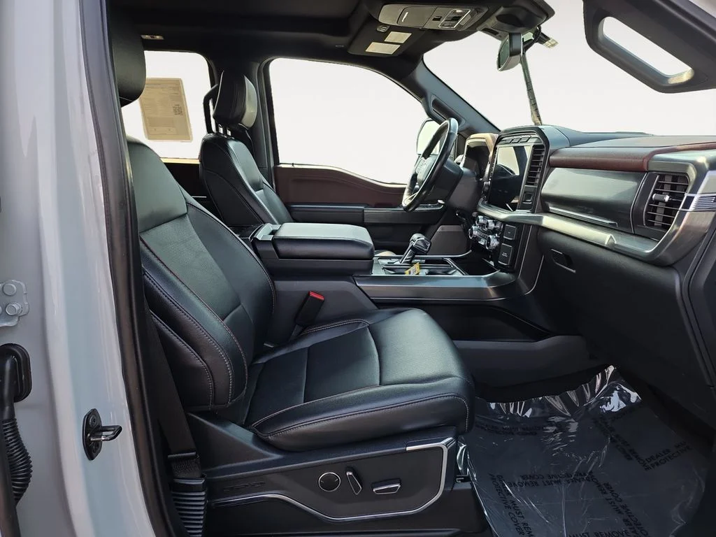 Used 2023 Avalanche Ford LARIAT image 10