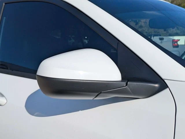 Used 2025 White Chevrolet LT image 12