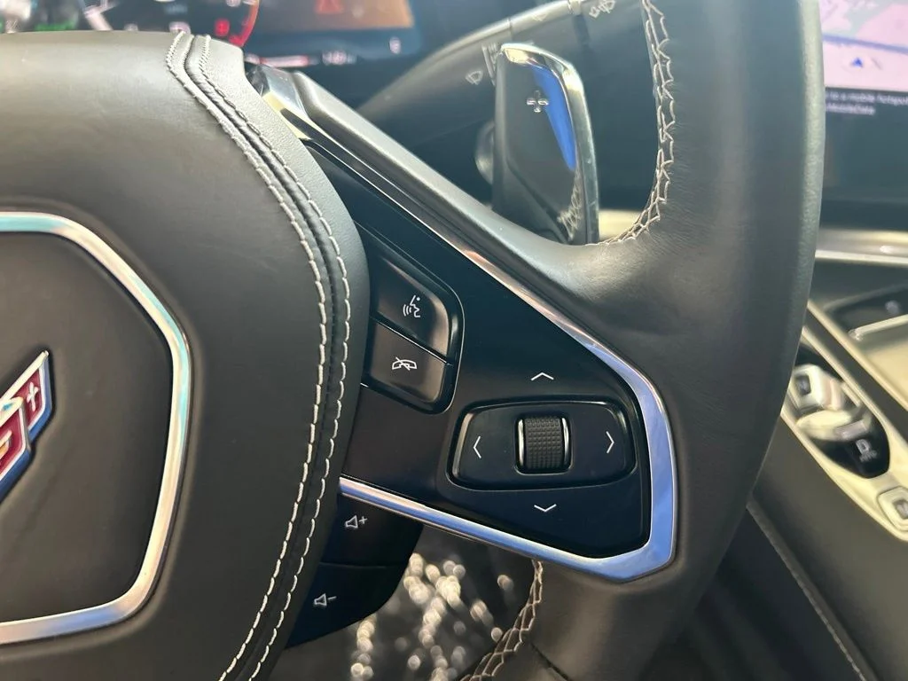 Used 2025 Blue Chevrolet Z06 image 38